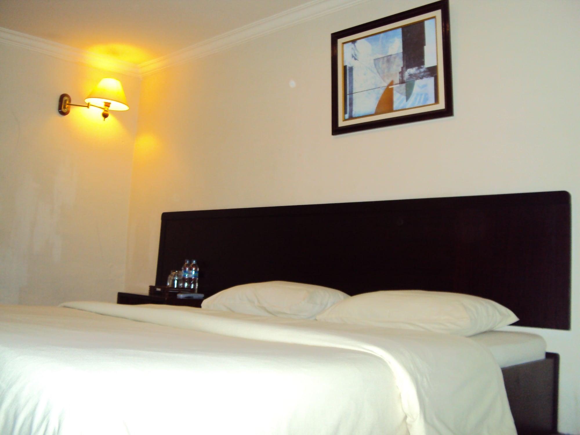 Hotel Citi International Palang Merah 棉兰 外观 照片