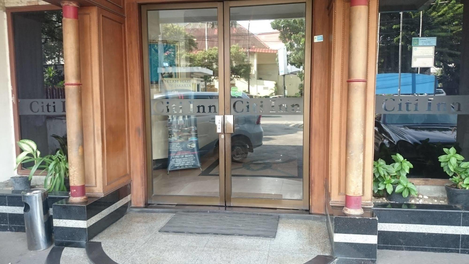 Hotel Citi International Palang Merah 棉兰 外观 照片